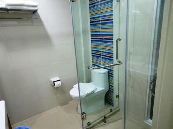 S3 Residence Park : photo 8 de la chambre chambre lits jumeaux supérieure - vue sur ville