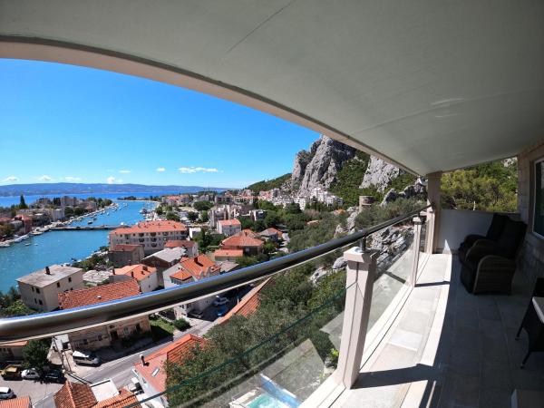 Hotel Villa Dvor : photo 6 de la chambre chambre double supérieure avec balcon - vue sur mer