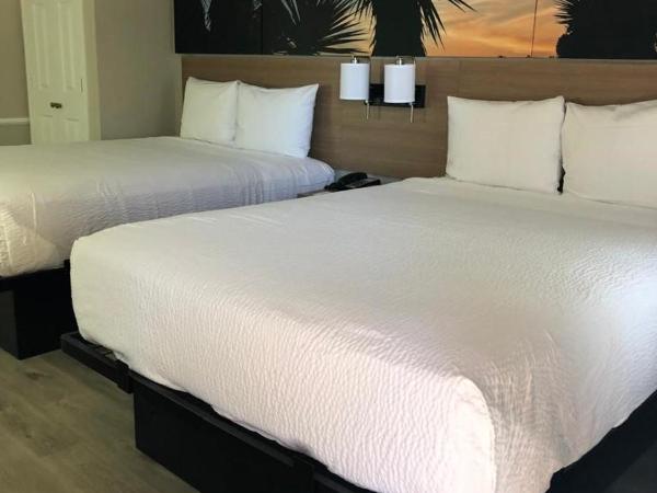 Days Inn by Wyndham Tucson City Center : photo 6 de la chambre chambre 2 lits queen-size - non-fumeurs