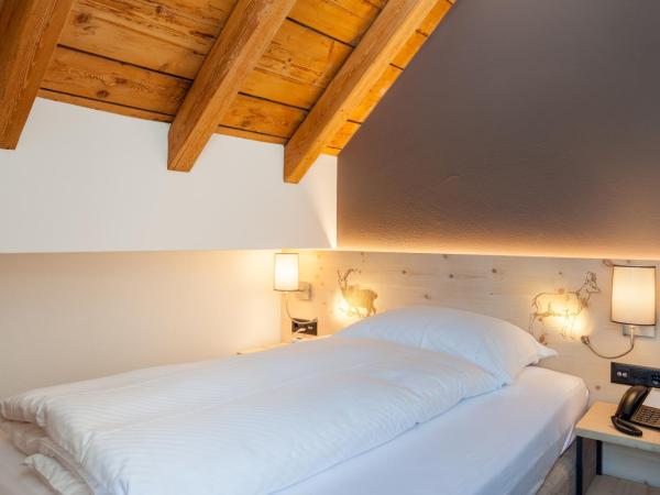 Hotel Waldhaus am See : photo 1 de la chambre chambre simple - vue sur lac