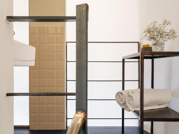 Marina Piccola 73 : photo 5 de la chambre chambre double/lits jumeaux en duplex - vue sur mer