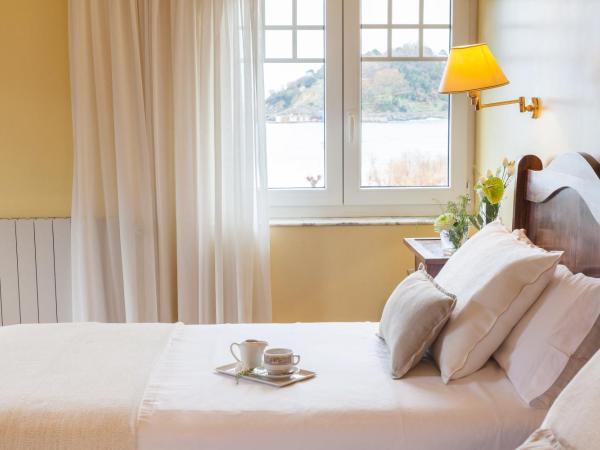 La Galería : photo 5 de la chambre chambre lits jumeaux - vue sur mer