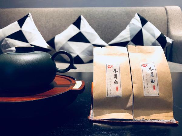 Likto Hotel-Free Shuttle Bus to Canton Fair : photo 3 de la chambre business suite-free snacks&clothes steamer