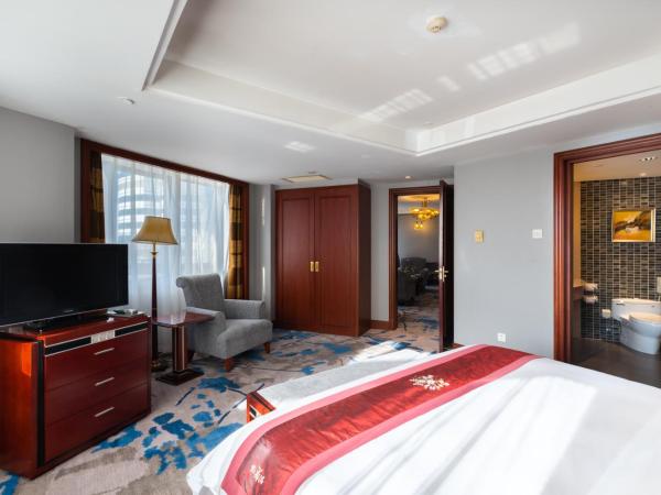 Golden Ocean Hotel Tianjin : photo 2 de la chambre suite 2 chambres
