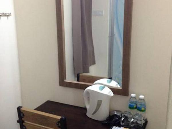 NGS Hotel : photo 4 de la chambre chambre double deluxe - vue latérale sur mer