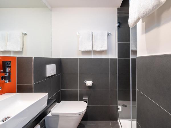 Campanile Vienna South : photo 3 de la chambre chambre double