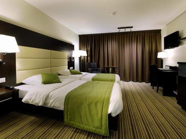 Hotel Charleroi Airport - Van Der Valk : photo 4 de la chambre formule park & fly