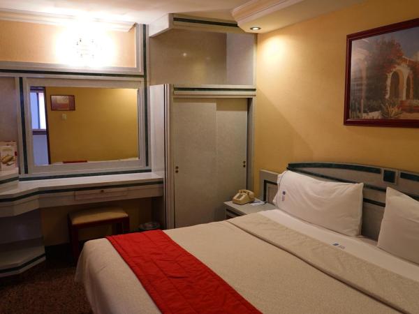 Hotel Monaco : photo 4 de la chambre chambre standard