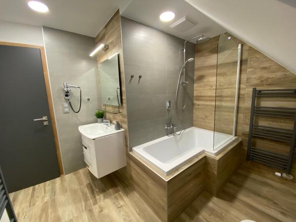 Minaret Residence & Relax Pécs : photo 7 de la chambre appartement 2 chambres