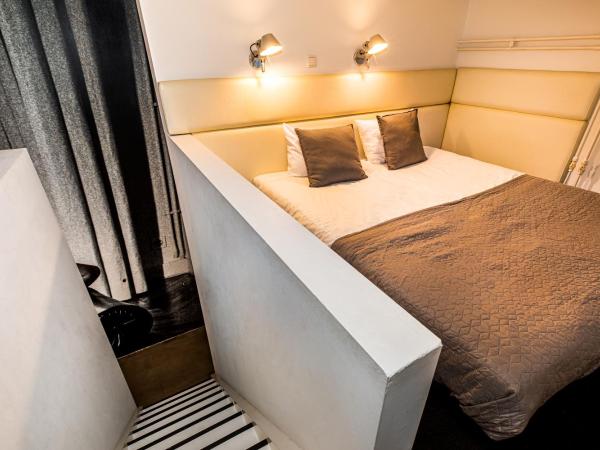Landgoed Kasteel de Hoogenweerth : photo 4 de la chambre studio avec douche dans auberge (2 à 4 personnes)
