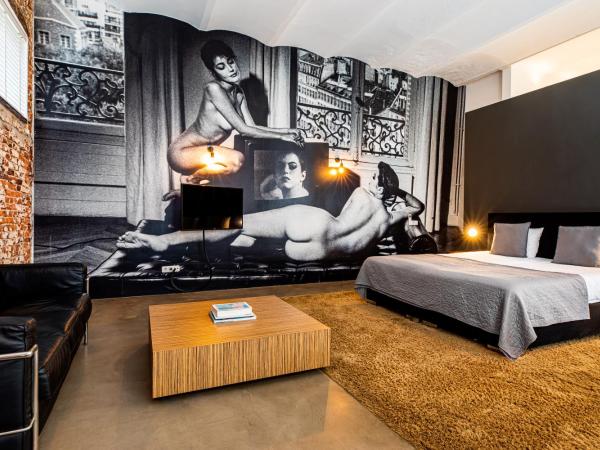 Landgoed Kasteel de Hoogenweerth : photo 1 de la chambre studio avec douche dans auberge (2 à 4 personnes)
