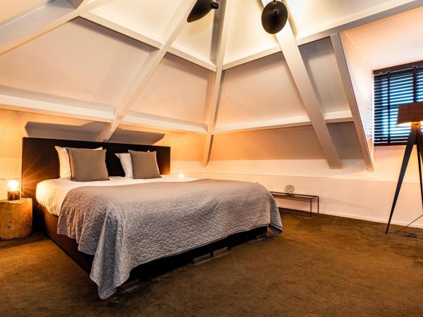 Landgoed Kasteel de Hoogenweerth : photo 3 de la chambre appartement avec douche dans auberge (2 à 6 personnes)