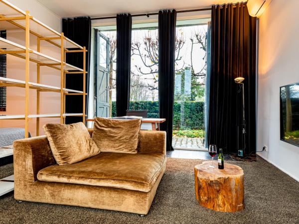 Landgoed Kasteel de Hoogenweerth : photo 2 de la chambre studio avec douche dans auberge (2 personnes)