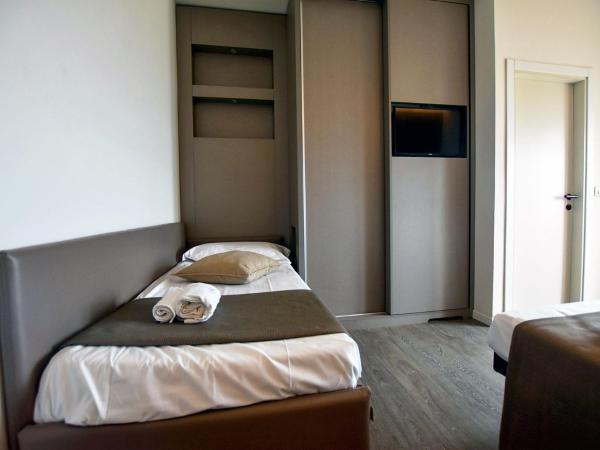 Hotel Aurora : photo 7 de la chambre chambre triple