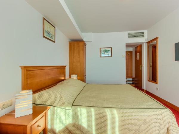 Hotel Villa Dvor : photo 3 de la chambre chambre double exécutive avec balcon - vue sur mer