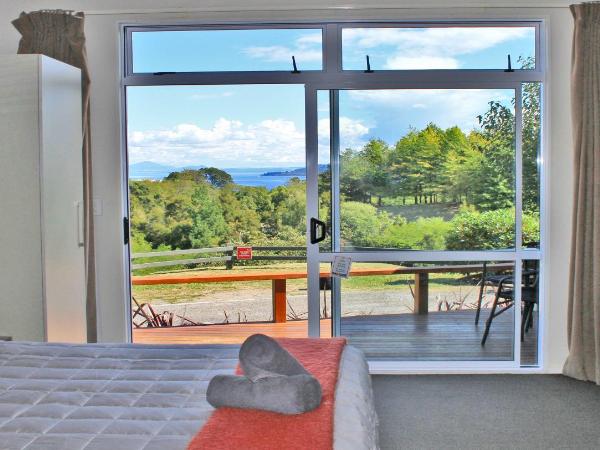 Taupo Debretts Spa Resort : photo 2 de la chambre chalet studio