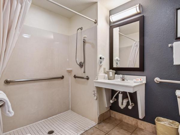 Suburban Studios : photo 2 de la chambre chambre double - accessible aux personnes à mobilité réduite 