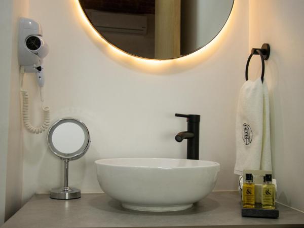 Hotel Roma 191 : photo 5 de la chambre suite standard