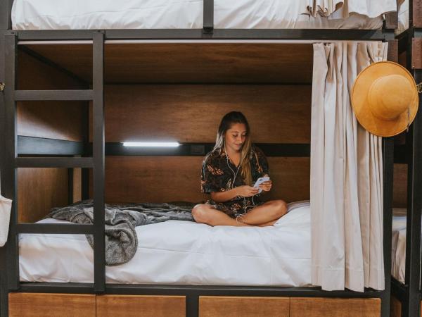 Hostal Barrio Vivo : photo 5 de la chambre dortoir pour femmes 8 lits