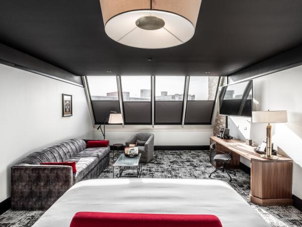 Bottleworks Hotel : photo 2 de la chambre chambre lit king-size