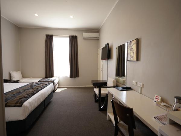 Alpers Lodge & Conference Centre : photo 1 de la chambre chambre lits jumeaux supérieure