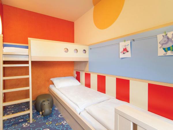 Kolping Hotel Spa & Family Resort : photo 5 de la chambre suite familiale