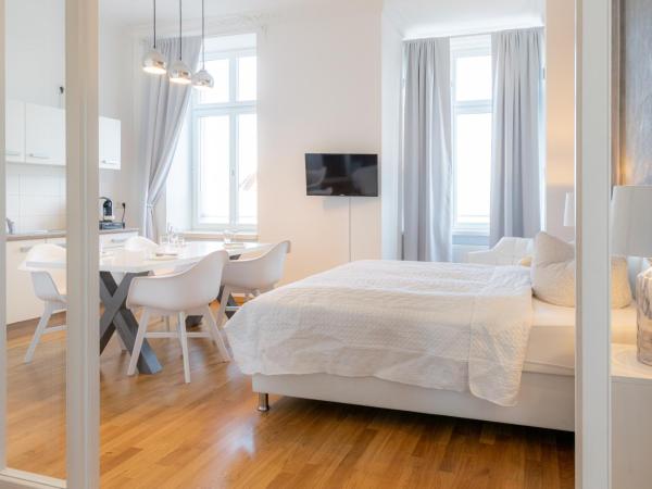 Luga Homes - Stadthaus : photo 8 de la chambre two-bedroom apartment 