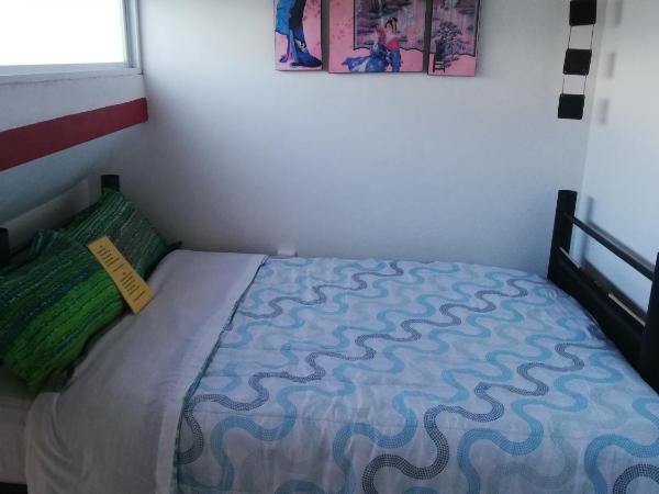 Hostel Mexico DF Airport : photo 4 de la chambre chambre triple basique avec salle de bains commune