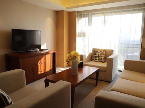 Jinling Riverside Hotel : photo 1 de la chambre suite supérieure 
