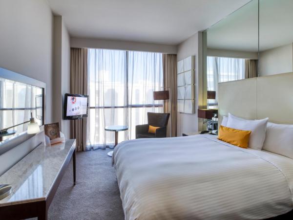 Centro Barsha - by Rotana : photo 1 de la chambre chambres familiales communicantes avec lit queen-size et lits jumeaux