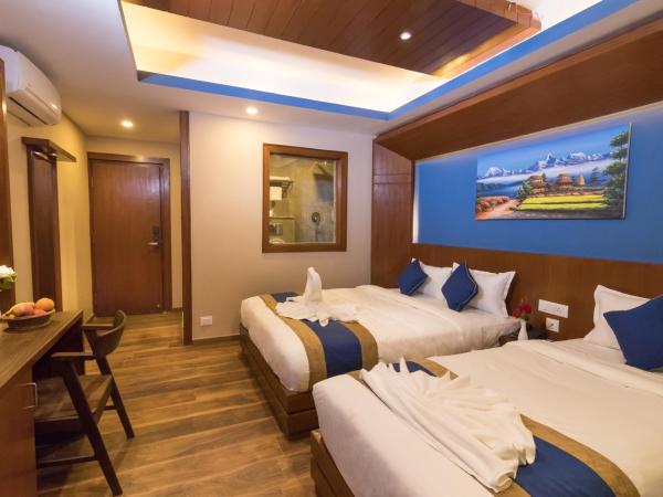 Himalayan Suite Hotel : photo 5 de la chambre family room with balcony - 15% discount on spa