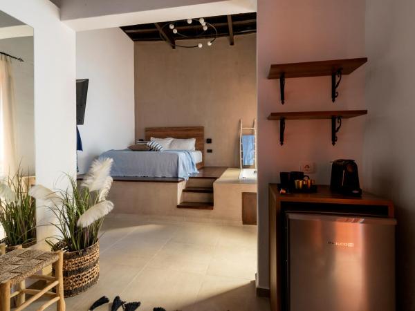 Blue Jasmine Suites : photo 3 de la chambre suite ione