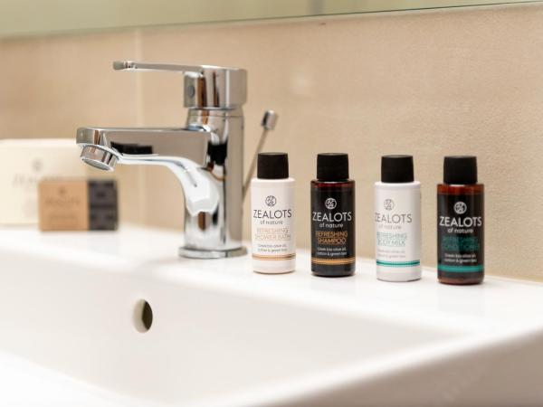 Blue Jasmine Suites : photo 8 de la chambre suite ione