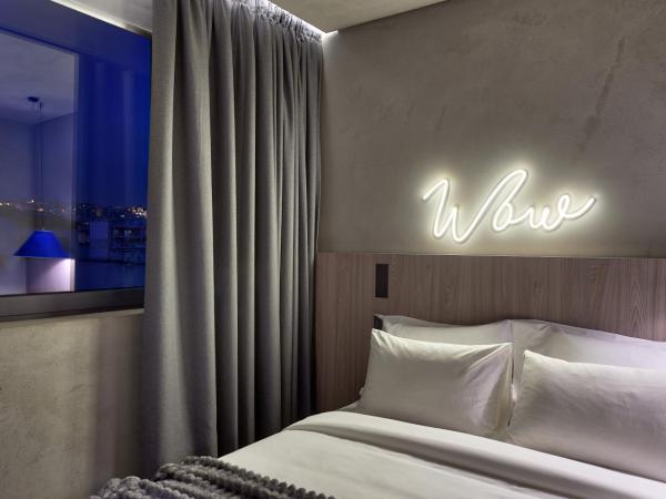 ONOMA Hotel : photo 1 de la chambre hébergement nickname - accessible aux personnes à mobilité réduite