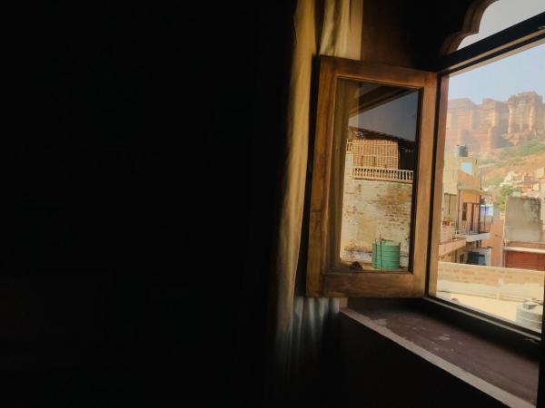 Corsican Haveli : photo 5 de la chambre chambre double deluxe avec vue sur château