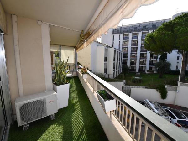 Hôtel de Provence : photo 5 de la chambre appartement antares  - situé à 100 mètres de l'hôtel