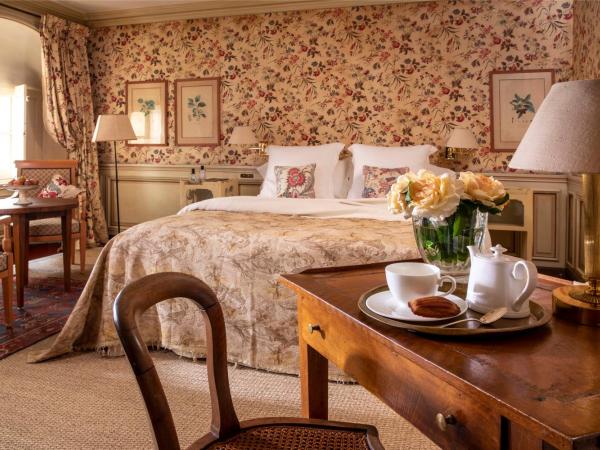 La Mirande : photo 2 de la chambre chambre de luxe double ou lits jumeaux