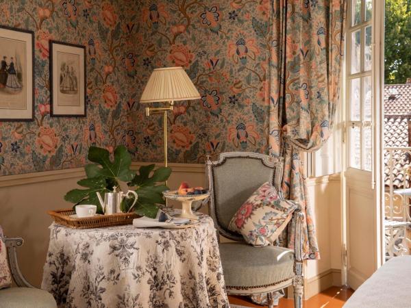 La Mirande : photo 7 de la chambre chambre de luxe double ou lits jumeaux