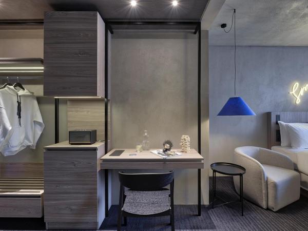 ONOMA Hotel : photo 7 de la chambre prénom