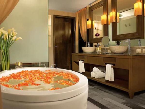 Secrets Vallarta Bay Resort & SPA - Adults Only : photo 2 de la chambre suite junior - vue sur océan