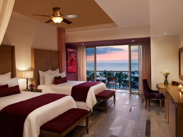 Secrets Vallarta Bay Resort & SPA - Adults Only : photo 1 de la chambre suite junior avec 2 lits doubles - vue sur océan