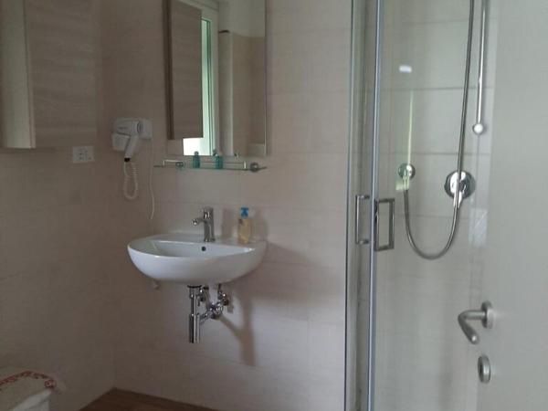 Agriturismo U muinettu : photo 2 de la chambre chambre double avec salle de bains privative