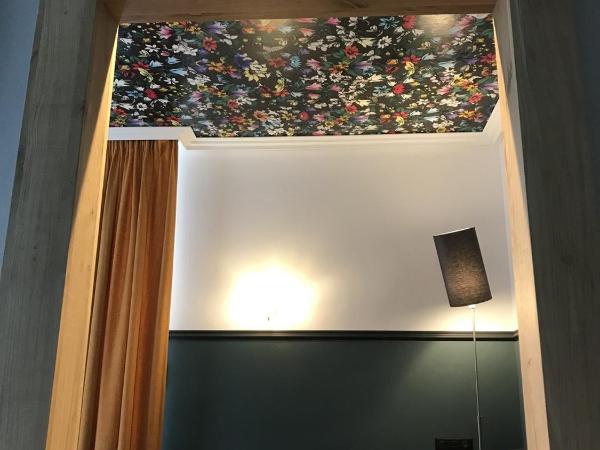 Le Grand Hôtel Mont Dore : photo 7 de la chambre suite supérieure lit king-size