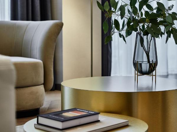 Crowne Plaza - Warsaw - The HUB, an IHG Hotel : photo 3 de la chambre one-bedroom king suite with top floor view