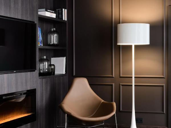 Crowne Plaza - Warsaw - The HUB, an IHG Hotel : photo 3 de la chambre two-bedroom king suite with top floor view