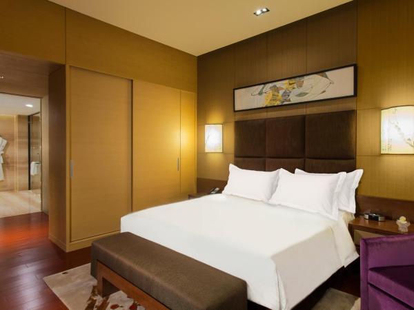 Crowne Plaza Tianjin Meijiangnan, an IHG Hotel : photo 1 de la chambre suite
