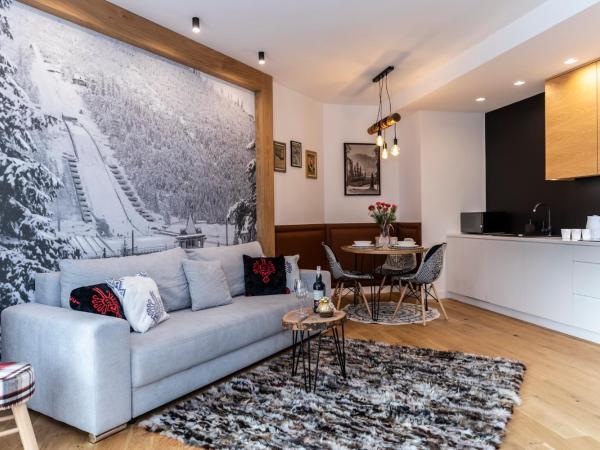 APARTHOTEL ROYAL RESORT SPA Zakopane : photo 1 de la chambre appartement royal & spa giewont