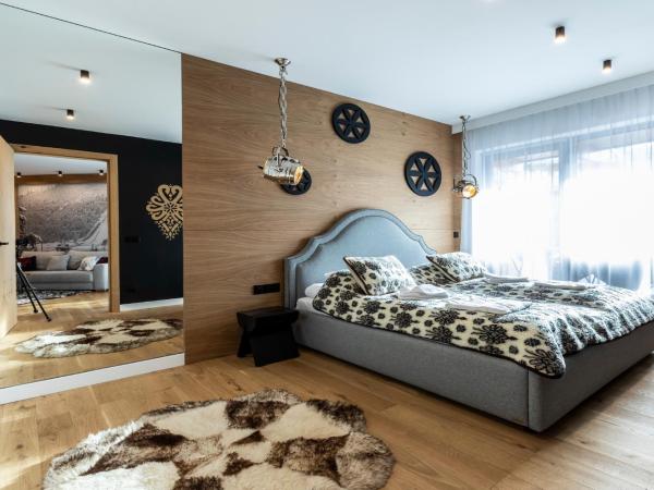 APARTHOTEL ROYAL RESORT SPA Zakopane : photo 3 de la chambre appartement royal & spa giewont