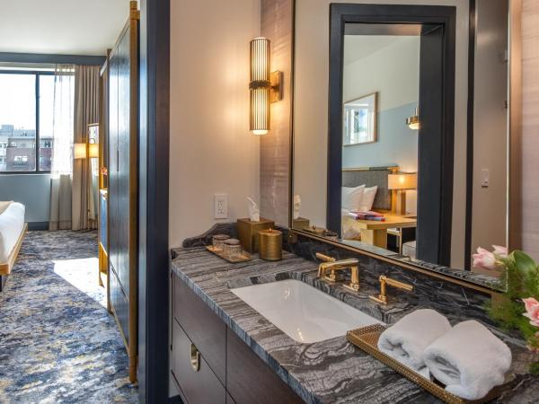 Clayton Hotel & Members Club : photo 3 de la chambre chambre lit king-size standard