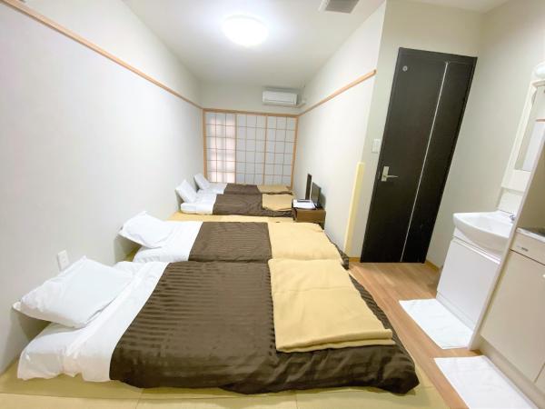 Sakura Hotel Hatagaya : photo 2 de la chambre chambre quadruple de style japonais
